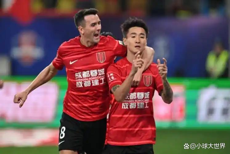爱游戏-太狠了！穆古鲁扎回归赛场浙江稠州围绕中超外线爆发，集结日成都蓉城官宣签约